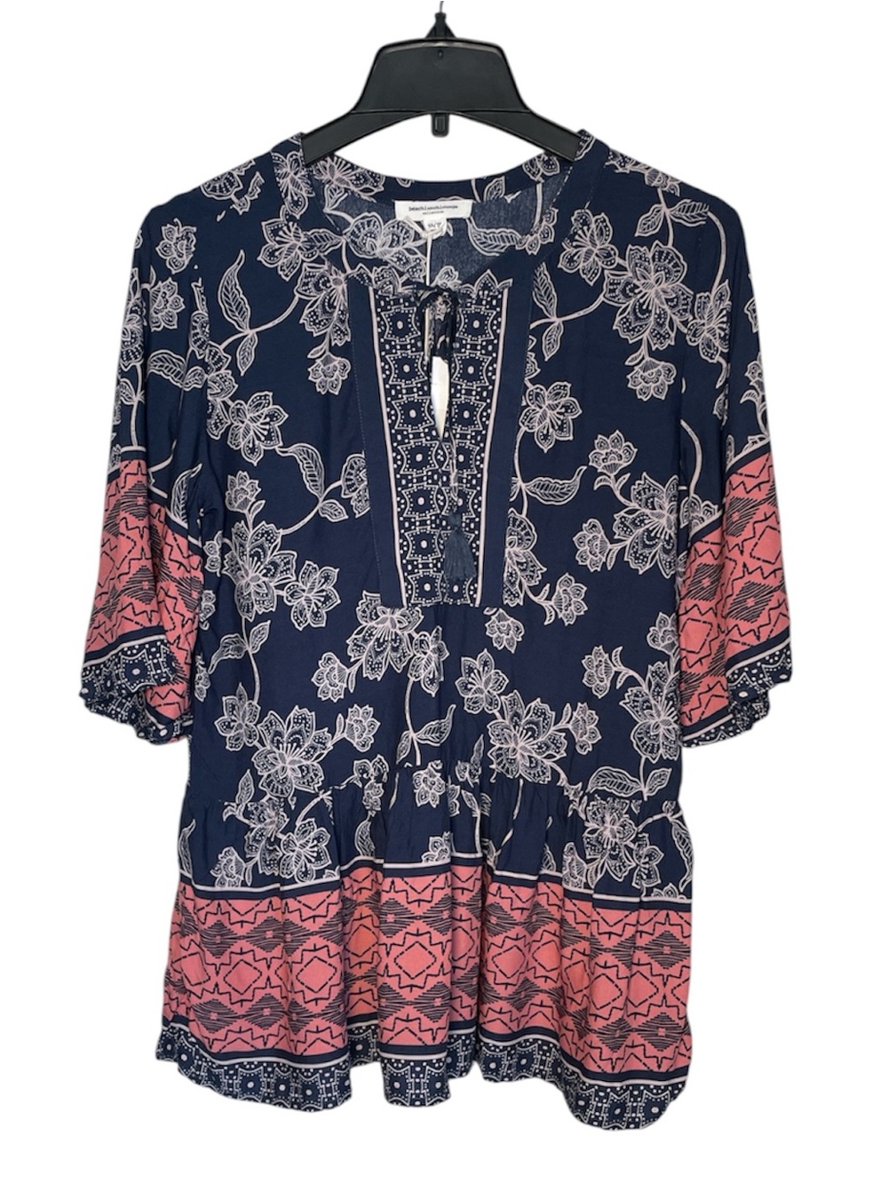 BeachLunchLounge navy floral with pink accent blouse sz XS